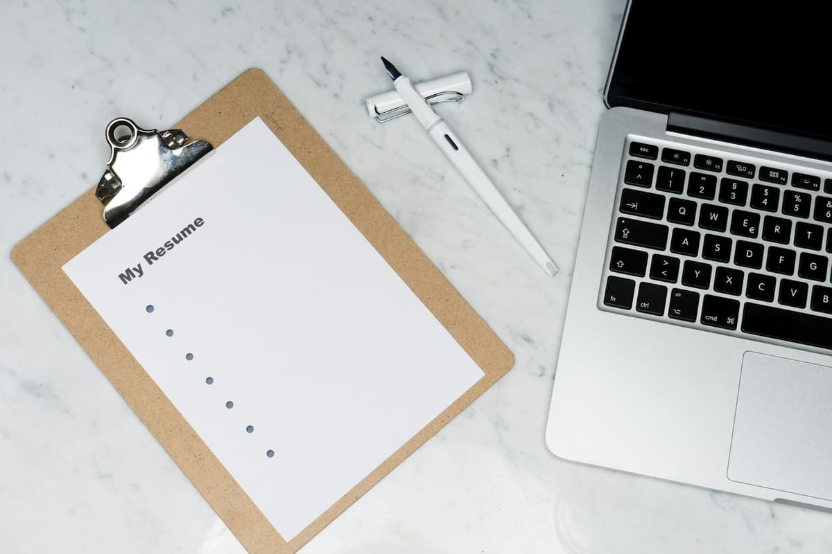 The Complete Guide to ATS-Friendly CVs